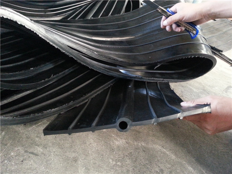 300×10橡膠止水帶.jpg 300×10橡膠止水帶.jpg