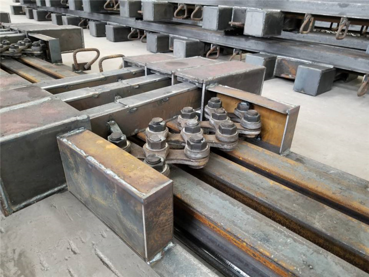 毛勒伸縮縫.jpg 毛勒伸縮縫.jpg