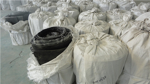 GB(SR)三元乙丙橡膠防滲復(fù)合蓋板