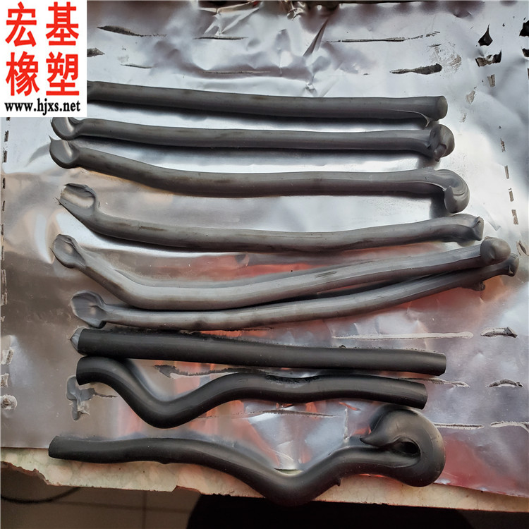 單組份聚氨酯密封�?.jpg 單組份聚氨酯密封�?.jpg